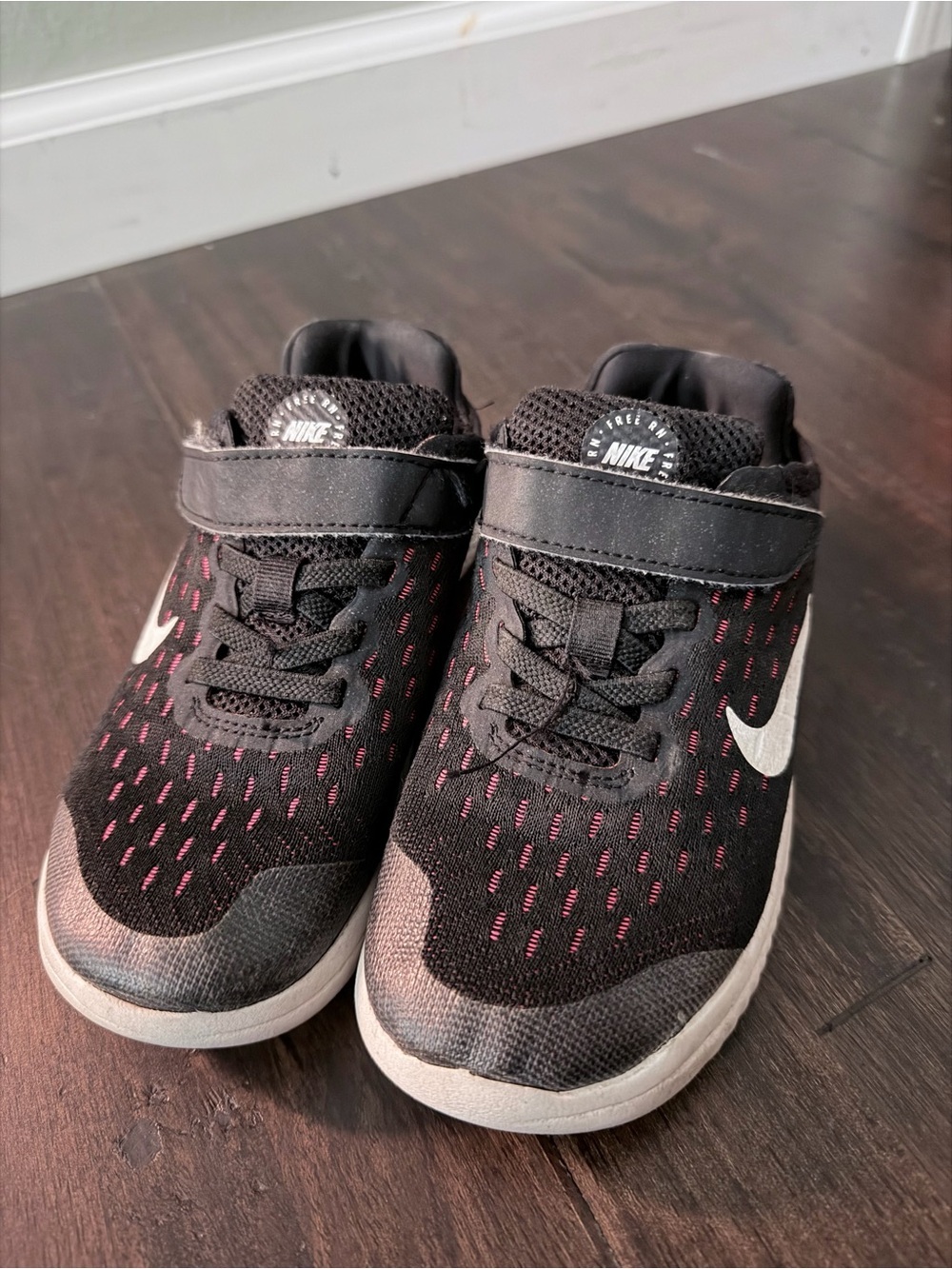 Nike Kids Black Sneakers